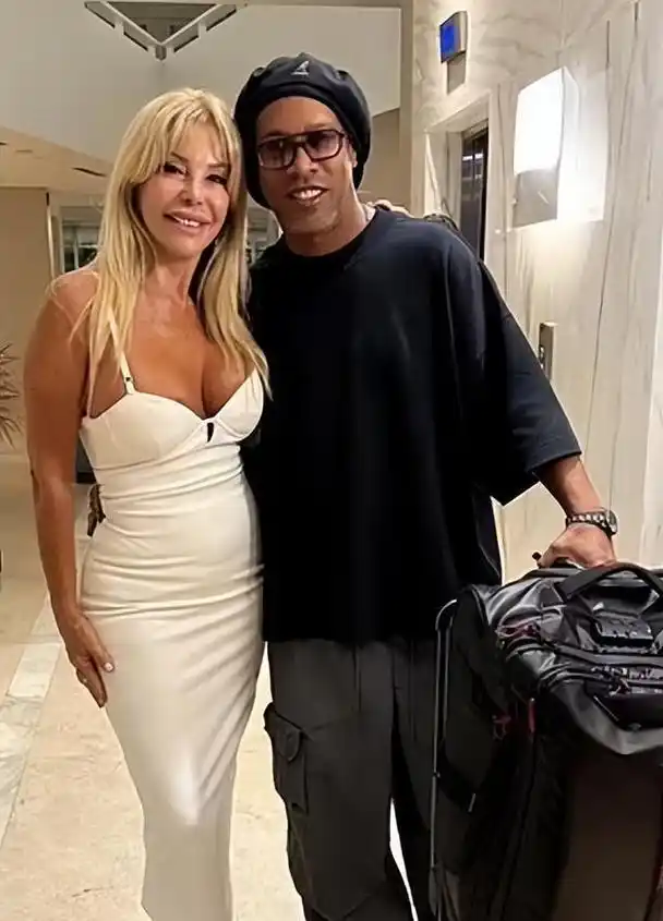 巷球场便是 巷球场便是